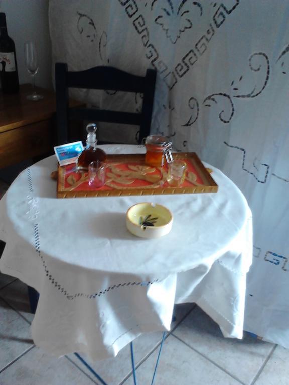 Appartamento Karagiannaki Skala Sykamineas Camera foto